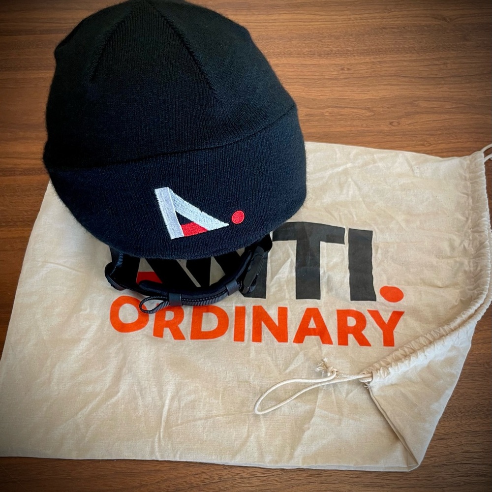 **“ANTI ORDINARY A2 Beanie Helmet